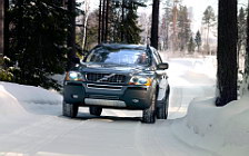   Volvo XC90 - 2005