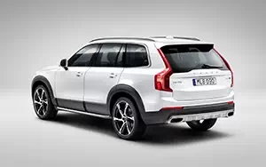   Volvo XC90 T6 AWD Rugged Luxury - 2015